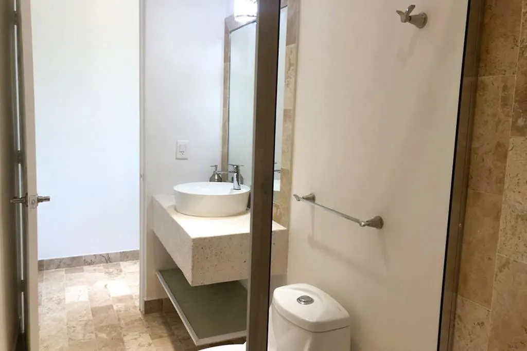 Upscale Modern Home + Rooftop Pool, TVs, AC&Wifi Puerto Morelos 0*,