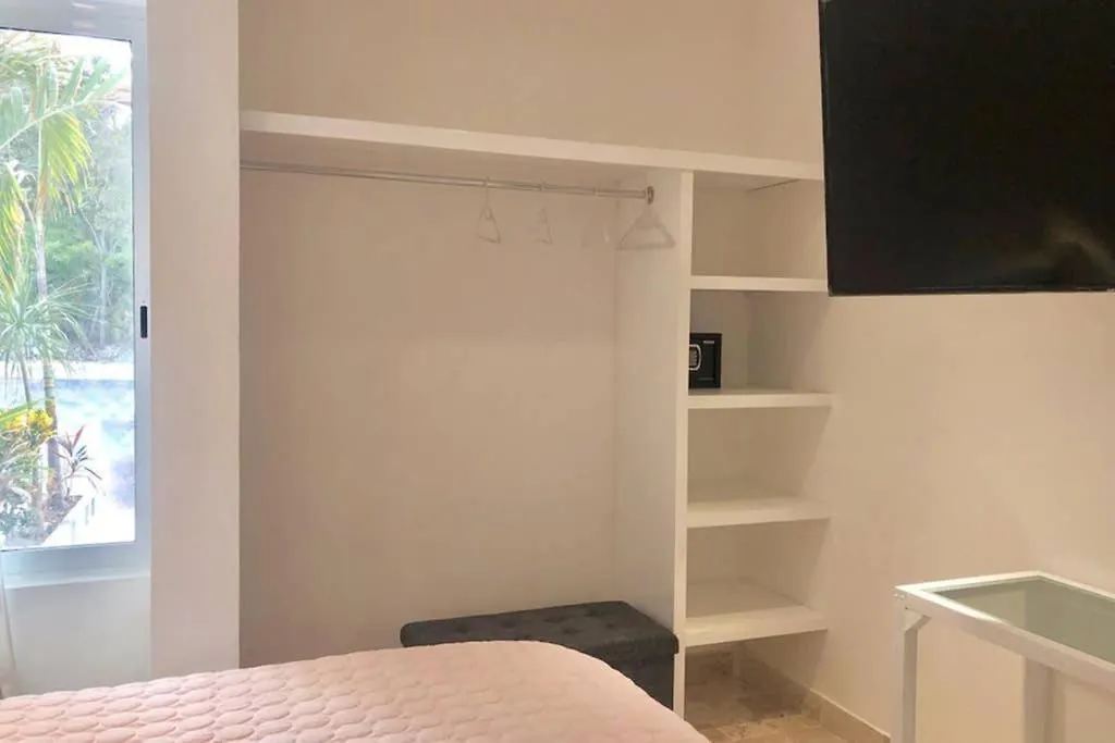 Upscale Modern Home + Rooftop Pool, TVs, AC&Wifi Puerto Morelos Casa vacanze
