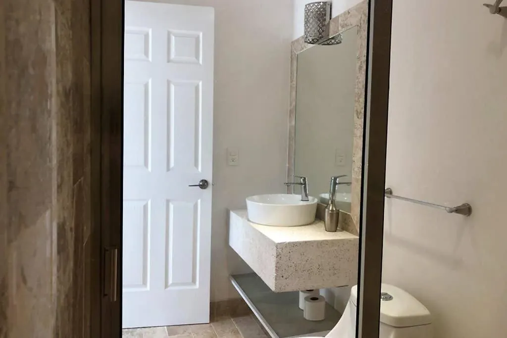 Upscale Modern Home + Rooftop Pool, TVs, AC&Wifi Puerto Morelos Casa vacanze